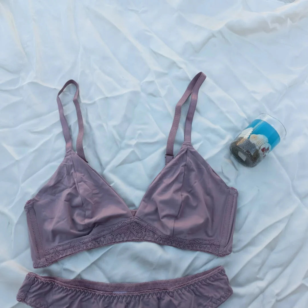 Very Soft & Smooth Non Padded Bra & Thongs Set