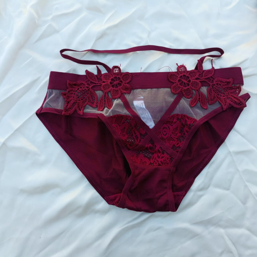 Flower Design Very Elegant Soft Bra & Underwear Set