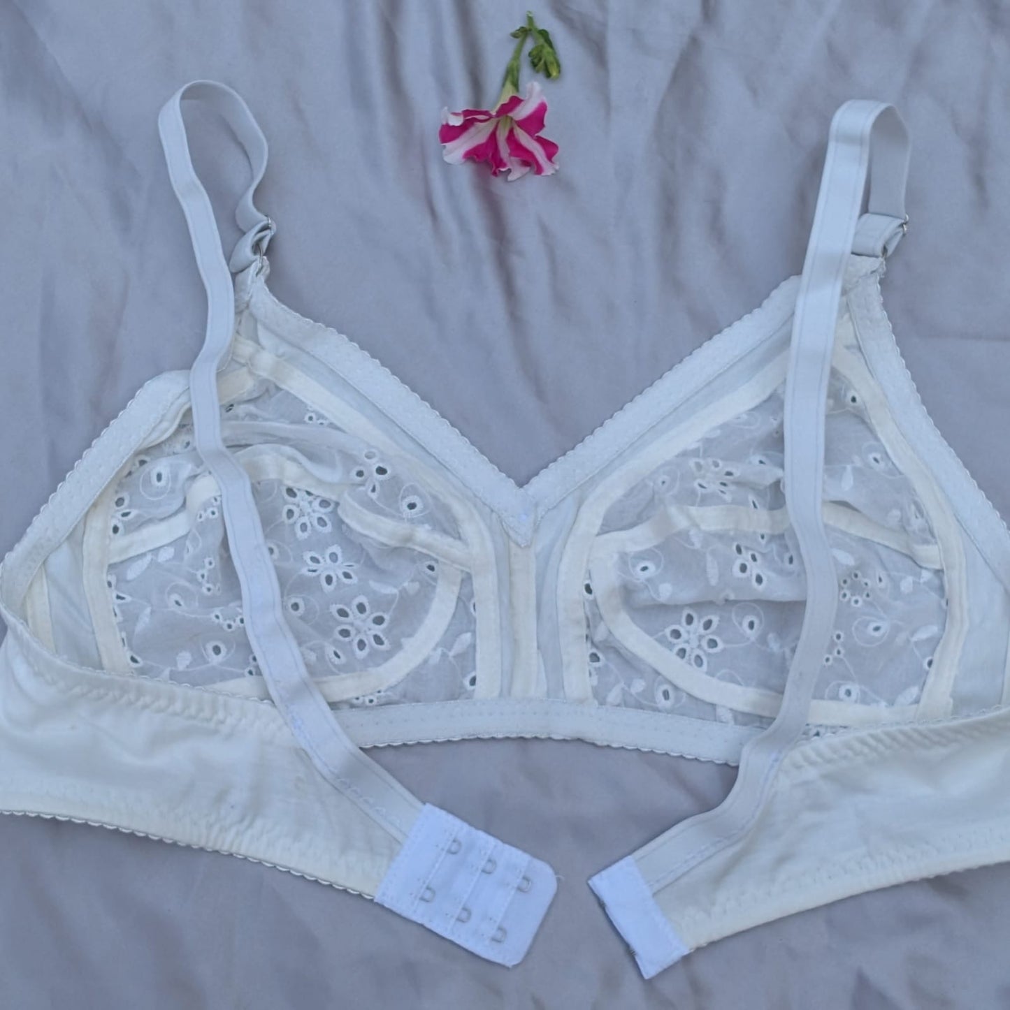 Very Soft & Smooth Traditional Chicken Bra