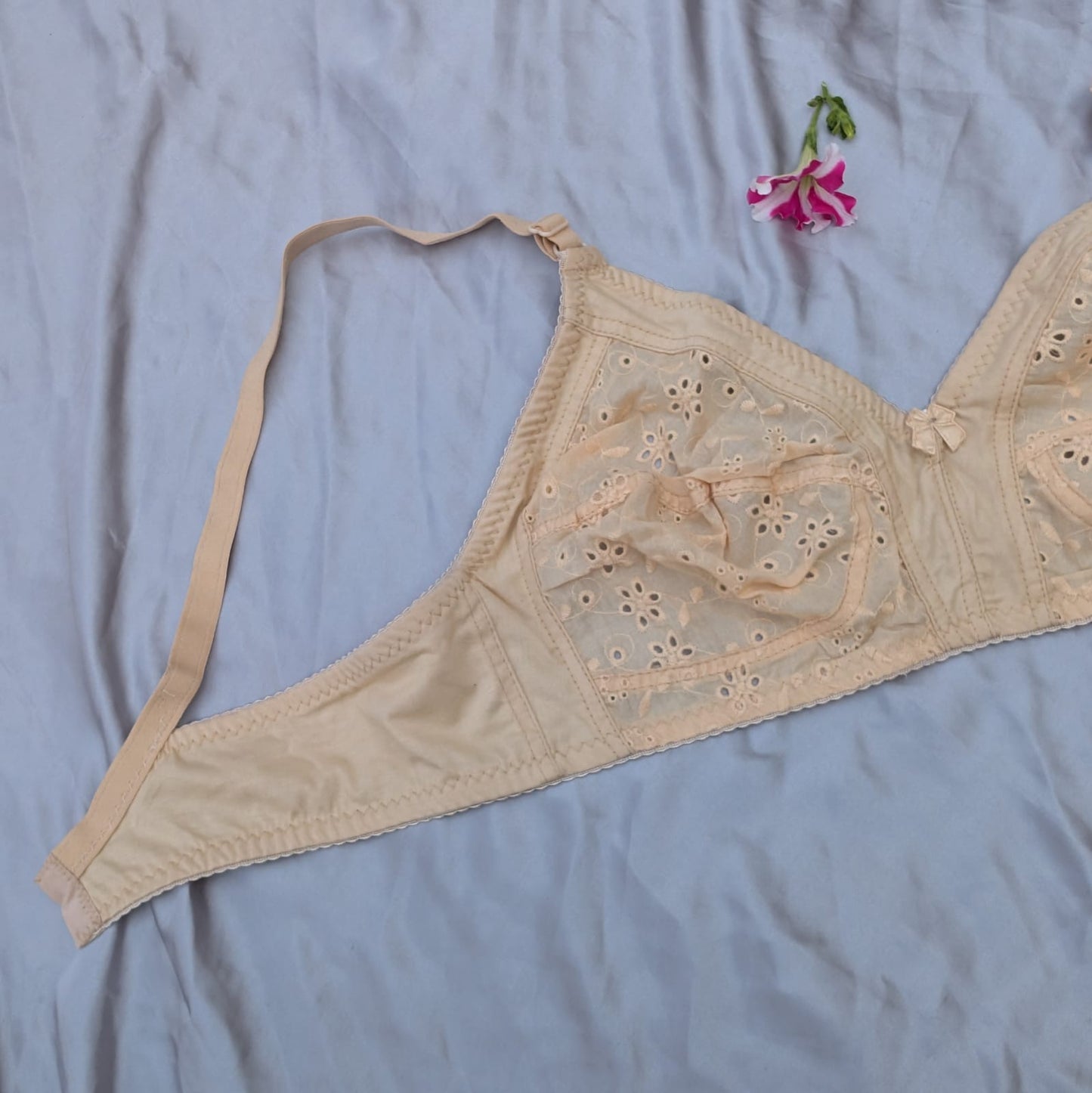 Very Soft & Smooth Traditional Chicken Bra