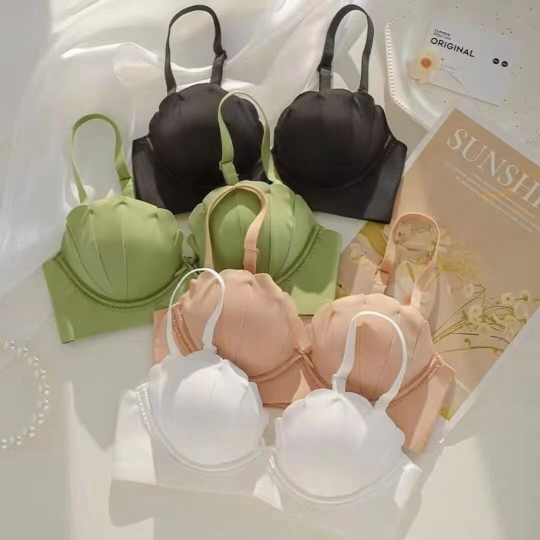 Very Soft & Smooth Padded Elastane Bra