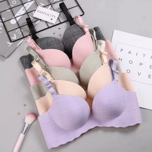 Single Padded Very Soft Check Design Foamy T-Shirt Bra